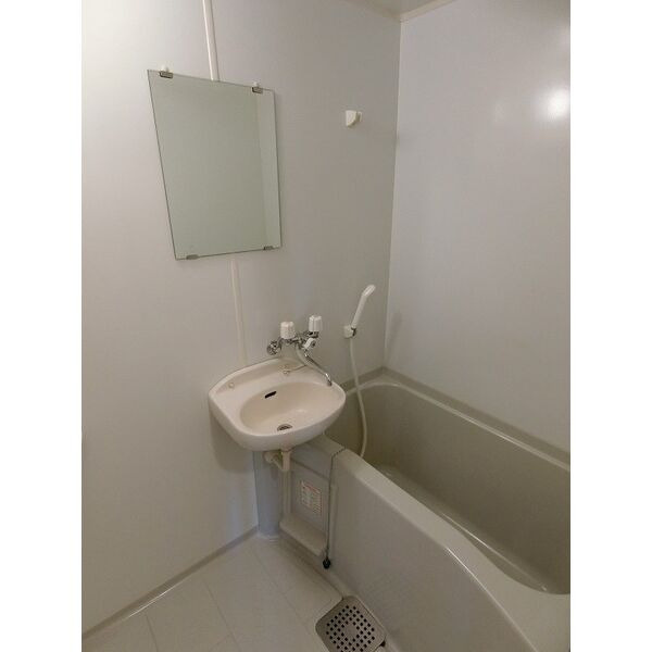 BRILLIANT36の浴室