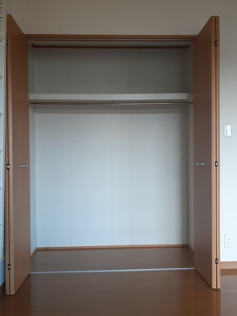 サンハイツ早野新田の収納