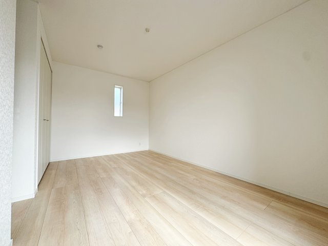 新築戸建・建売　郡山市田村町金屋字上川原　CRADLE GARDEN　全4棟の洋室|2面採光で陽射しがたっぷり差し込む明るい洋室です！