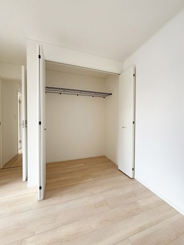 新築戸建・建売　郡山市田村町金屋字上川原　CRADLE GARDEN　全4棟の収納|棚付きクローゼットは衣類だけでなくバッグや帽子も綺麗に収まる収納力が魅力です！