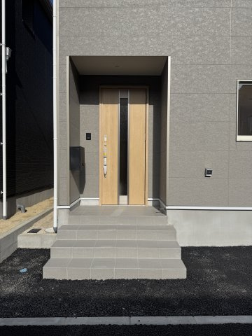 新築戸建・建売　郡山市田村町金屋字上川原　CRADLE GARDEN　全4棟の玄関