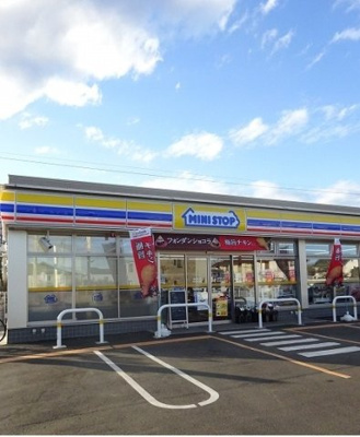 【周辺】 | ソレイユ | ミニストップまで550m
