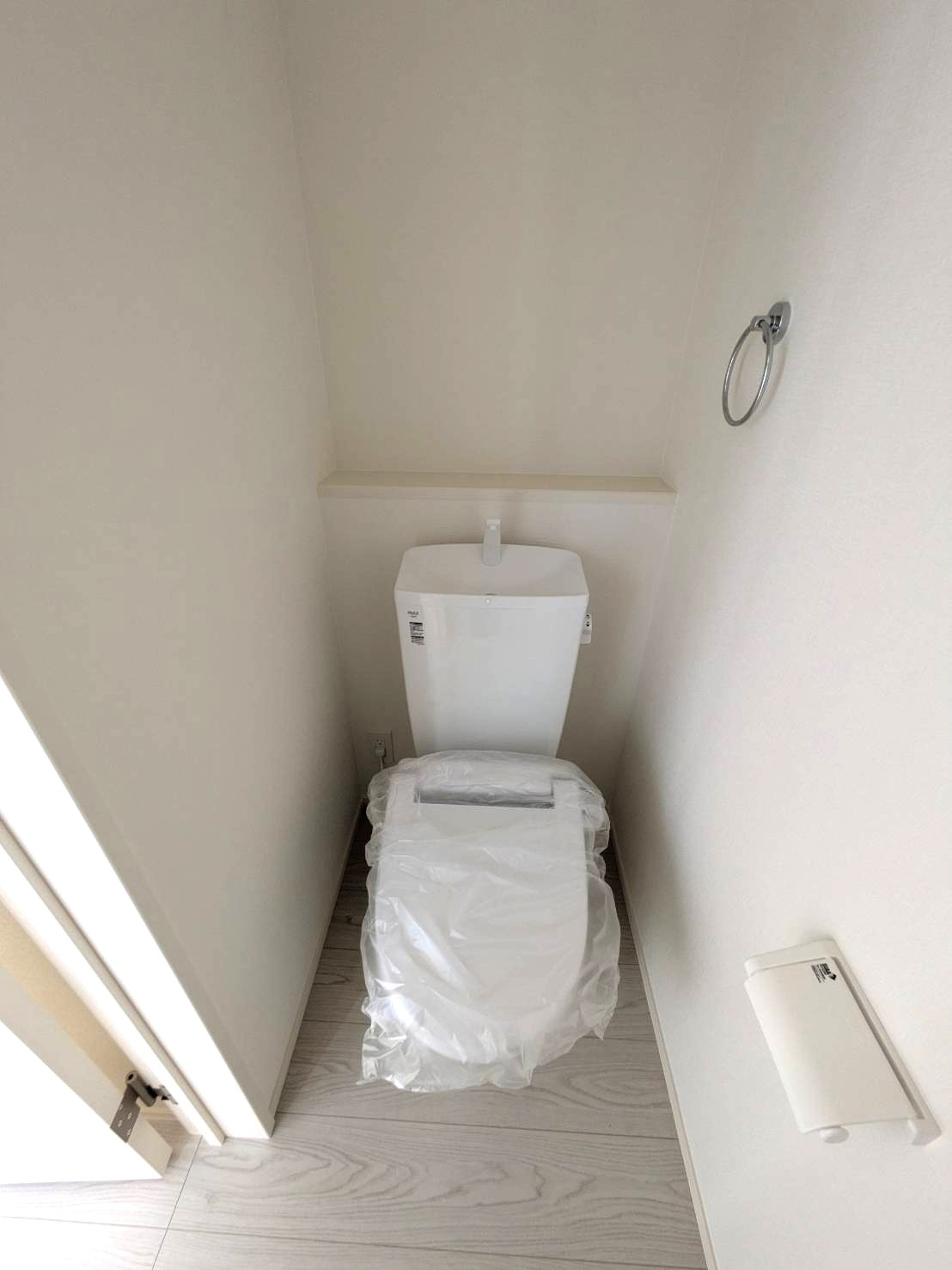 岡山市南区福富中2丁目 1期のトイレ|◆2階トイレの様子です。