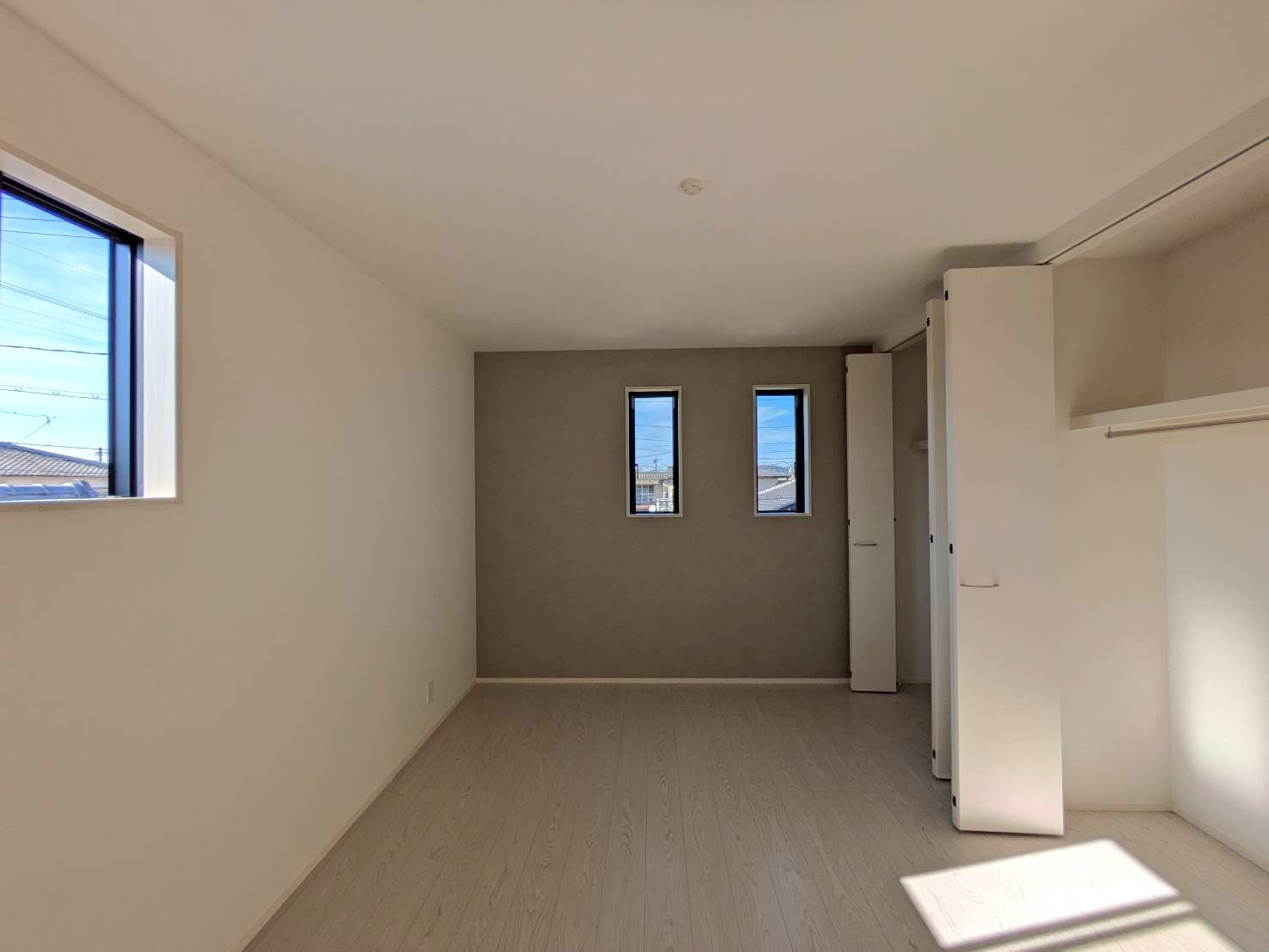 岡山市南区福富中2丁目 1期の寝室|◆2階主寝室の様子です。