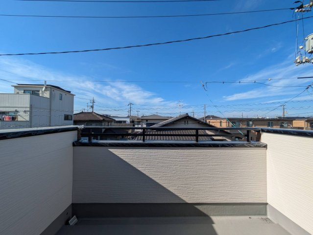 岡山市南区福富中2丁目 1期のバルコニー|◆北東側バルコニーの様子です。