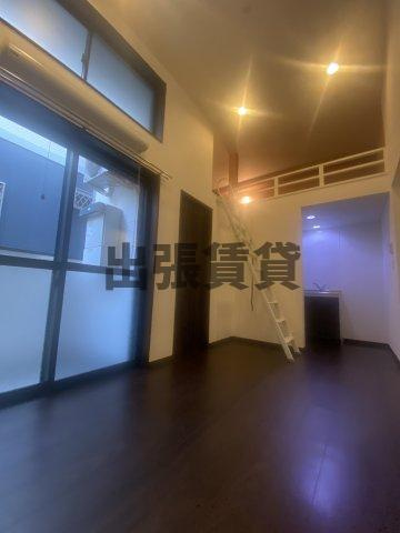 仲介手数料0円！！エルフパパ庄内緑地の洋室