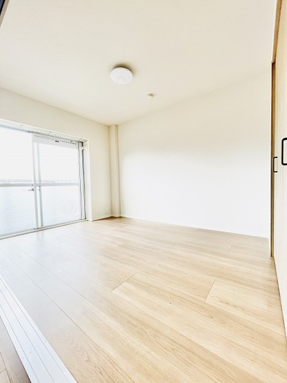 【洋室】 | 日商岩井福陵マンション