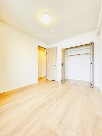 【洋室】 | 日商岩井福陵マンション