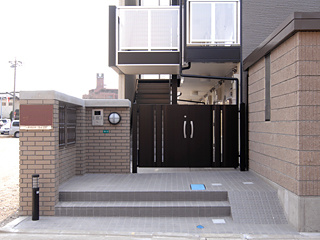 クイントのエントランス