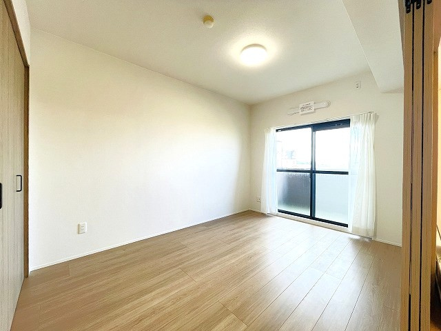 【洋室】 | コアマンション和白東パセオ
