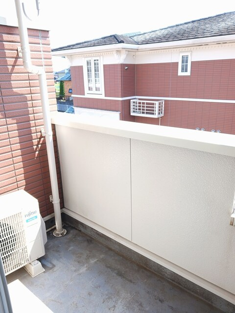 アレスト・イーグルA棟のバルコニー