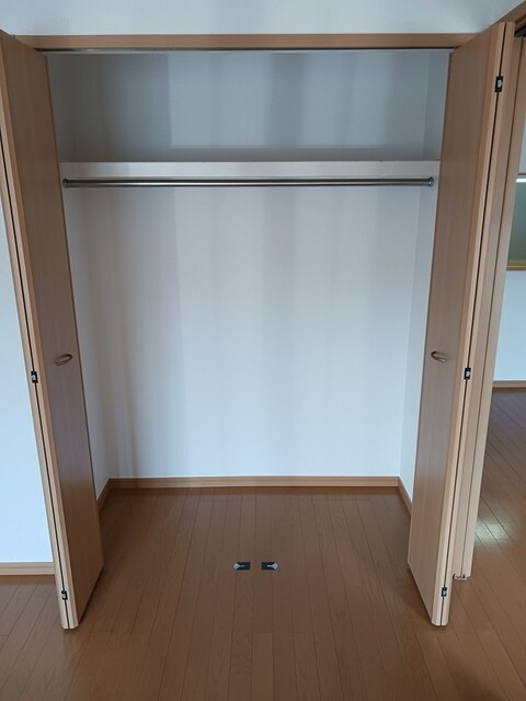 アレスト・イーグルA棟の収納