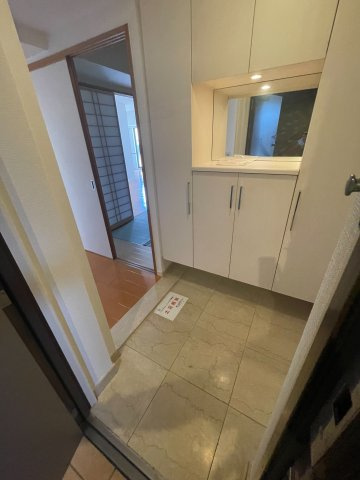 セレッソコート和歌山アクロスの玄関