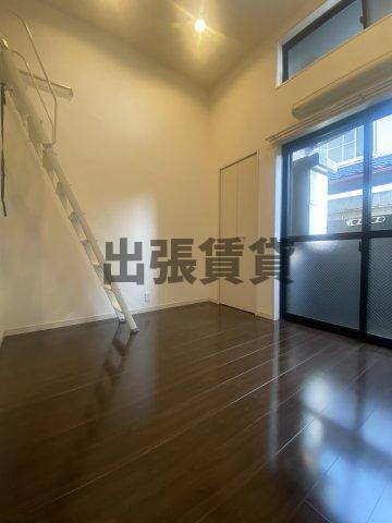 仲介手数料0円！！プレシオールの居間・リビング