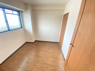【寝室】 | フローラ南館