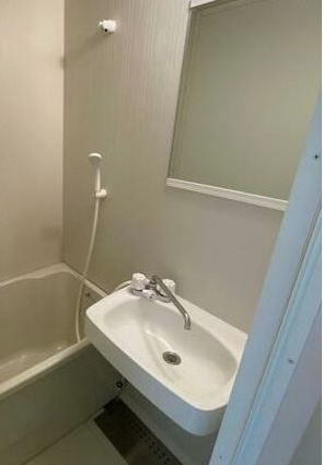 凪（ナギ）の洗面所