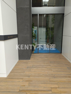 【エントランス】 | 建物の内部です