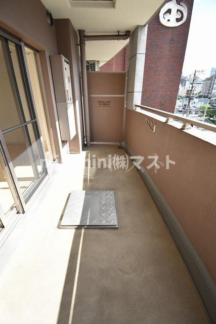 セレッソコート上本町EASTのバルコニー
