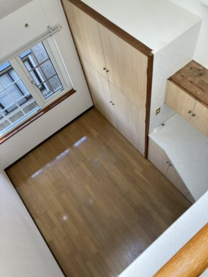 【居間・リビング】 | ベルムトス | ロフトから居室　エアコンのみで過ごせます。