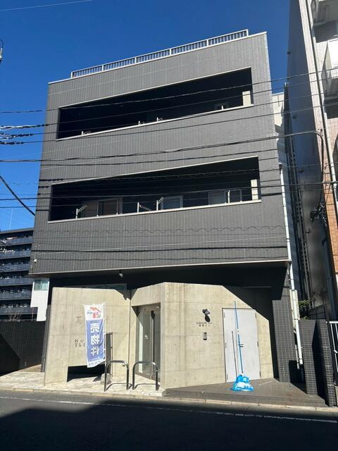 足立区六町１丁目の店舗事務所