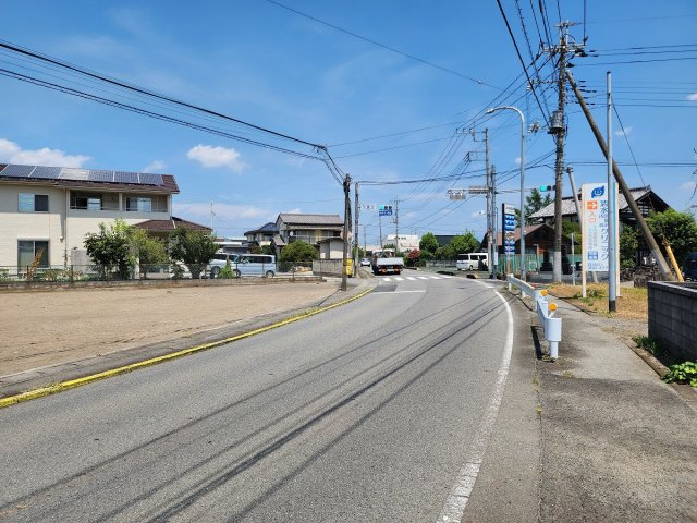 高崎市町屋町売土地の前面道路含む現地写真