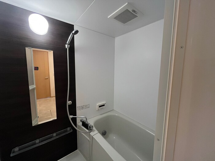 セジュール合川南 A棟の浴室|追い焚き付きのお風呂です♪