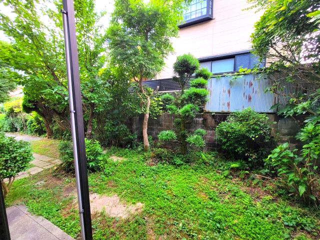 【庭】の画像