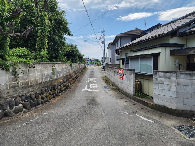 高崎市上佐野町売土地の前面道路含む現地写真