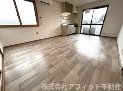 【居間・リビング】 | ドミール貴幸 A棟 | LDK12帖