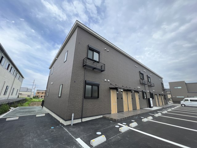 トラミッドヴィラ花田の外観