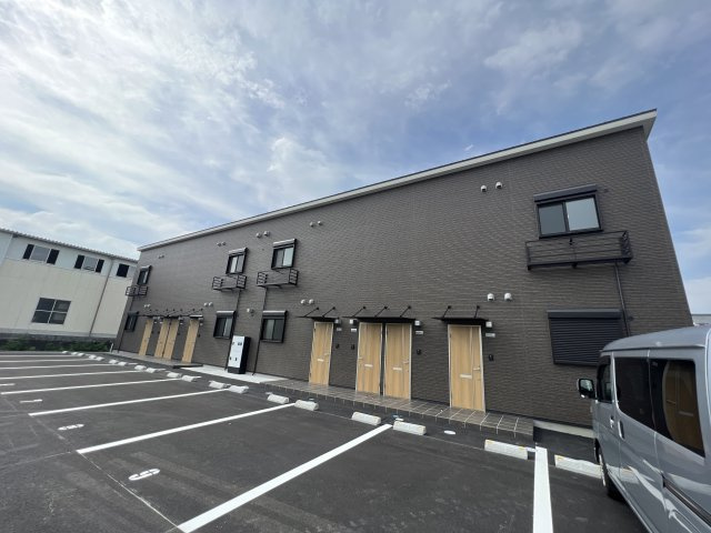 トラミッドヴィラ花田の外観