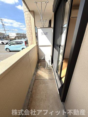 【バルコニー】 | サンラヴィアン | 南西向き