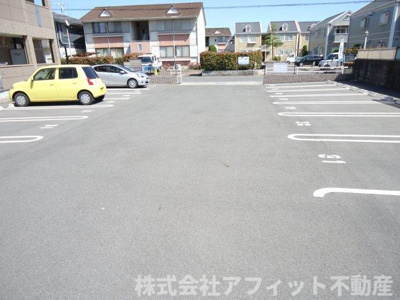 【駐車場】 | サンラヴィアン