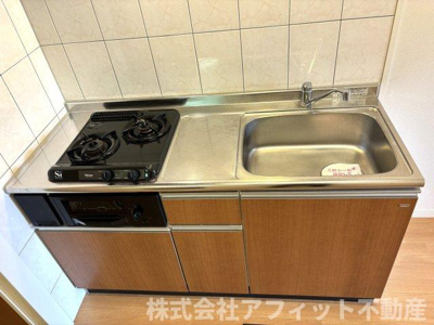 【キッチン】 | サンラヴィアン | 二口ガスコンロ