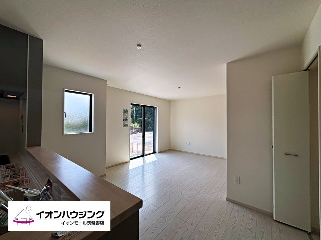 【居間・リビング】須恵町大字須恵17期3区画　1号棟