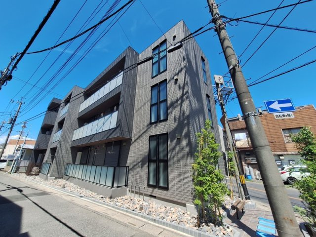 イル・ラシーヌⅣの外観