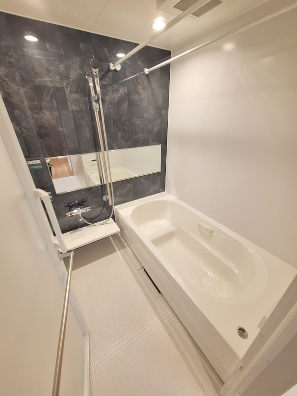 イル・ラシーヌⅣの浴室