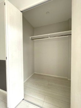 舟入本町真田ビルの収納