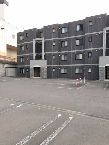 チセコロカムイの駐車場