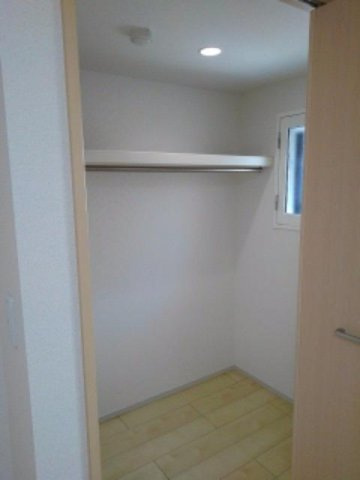 チセコロカムイの収納