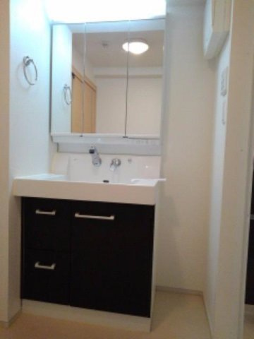 チセコロカムイの洗面所