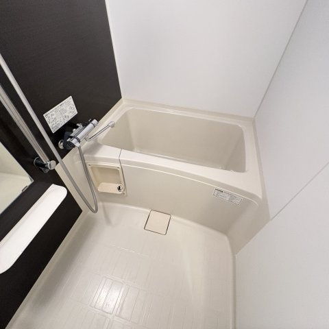 チセコロカムイの内装