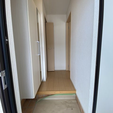 アストライアの玄関