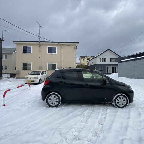 アストライアの駐車場