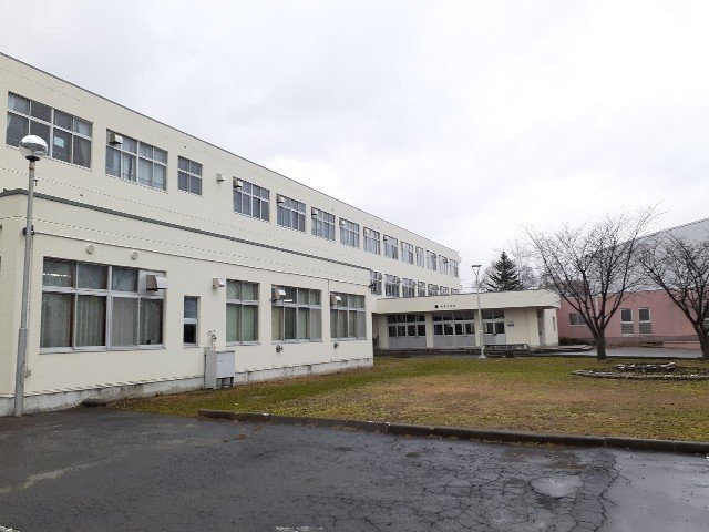 Ｃｏｌｌｉｎｅ雅の周辺|幌別中学校まで350m