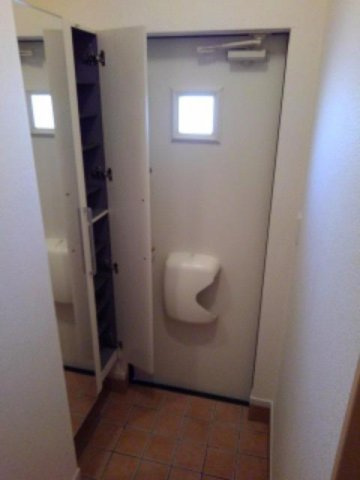 アスペルジュの玄関