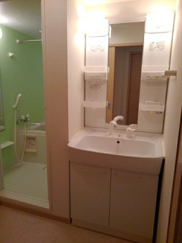 ブルー　ツリー　コートＡの洗面所