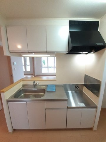 セルリアンブルーⅡのキッチン