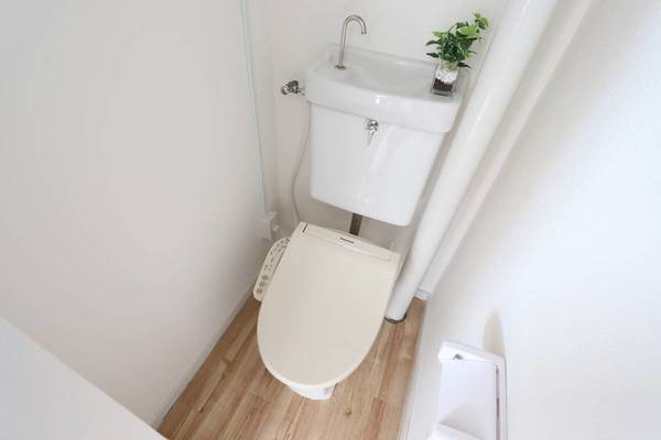 ビレッジハウス白鳥台2号棟のトイレ|モデルルームの写真です