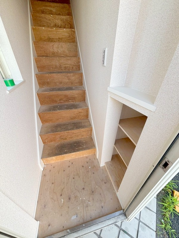 トライアングル矢口の玄関